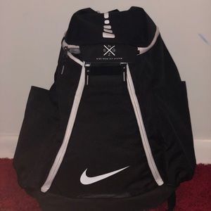 Nike Hoops Elite Max Air Backpack